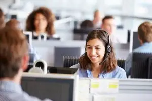inbound call center agent working