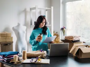 Streamlining E-commerce Operations with Unified Communications