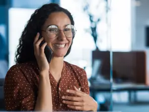 The Voice Revolution: 5 Reasons Why AI Agents Are Redefining Customer Support